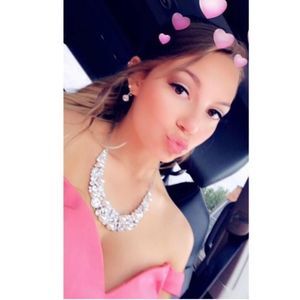 Meet your Posher, Julianna